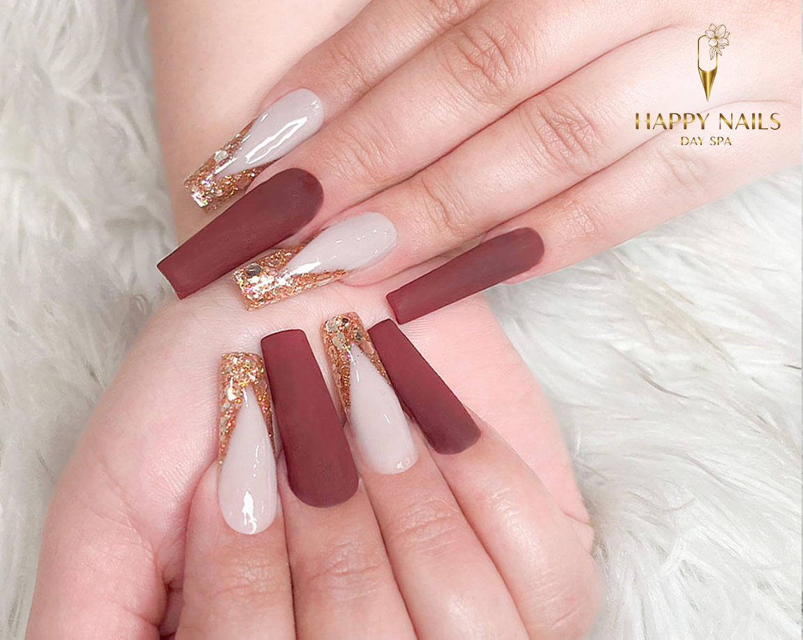 Happy Nails Day Spa